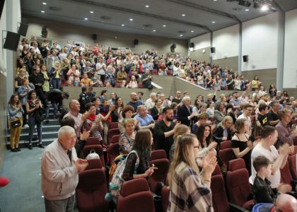 Peste 7.500 de spectatori, 58 de reprezentaţii şi peste 200 de actori participanţi, la Zilele Teatrului „Matei Vişniec” 2019