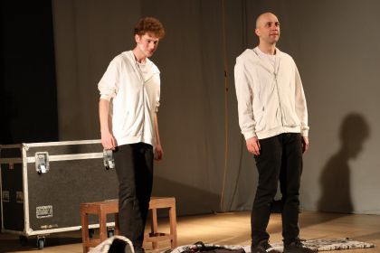 Improvizație cu un câine, de Matei Vișniec