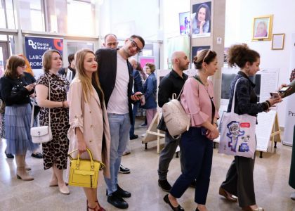 ALASKA de Elise Wilk, Teatrul Național Târgu Mureș și Yorick Studio