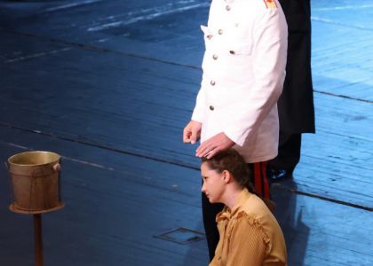Spectacolul „Cum l-am îngopat pe Stalin” - pe scena Operei din Stara Zagora, Bulgaria