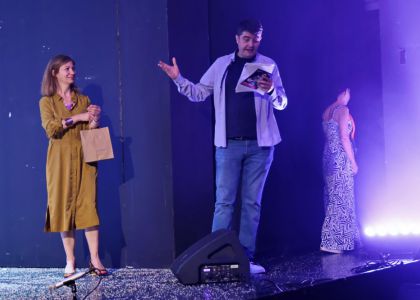„Întoarcearea acasă” - al doilea spectacol invitat la festivalul din Bulgaria