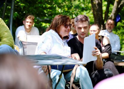 FERMA ANIMALELOR, de  George Orwell. Lectură performativă susținută de actorii Teatrului Municipal „Matei Vișniec” Suceava