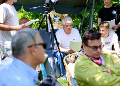 FERMA ANIMALELOR, de  George Orwell. Lectură performativă susținută de actorii Teatrului Municipal „Matei Vișniec” Suceava