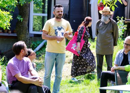 FERMA ANIMALELOR, de  George Orwell. Lectură performativă susținută de actorii Teatrului Municipal „Matei Vișniec” Suceava