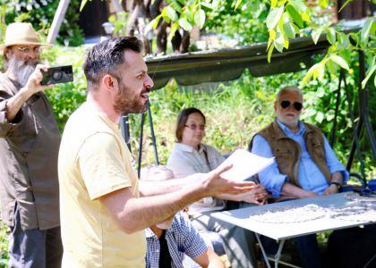 FERMA ANIMALELOR, de  George Orwell. Lectură performativă susținută de actorii Teatrului Municipal „Matei Vișniec” Suceava