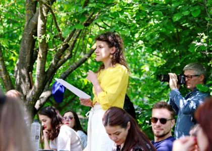 FERMA ANIMALELOR, de  George Orwell. Lectură performativă susținută de actorii Teatrului Municipal „Matei Vișniec” Suceava