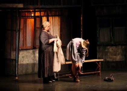Grădina de sticlă, de Tatiana Țîbuleac, Teatrul Național „Mihai Eminescu” Chișinău, Republica Moldova