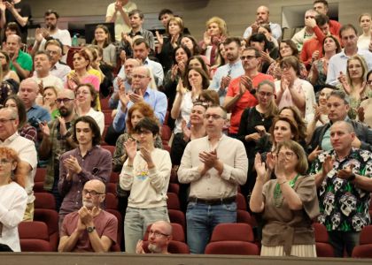 Grădina de sticlă, de Tatiana Țîbuleac, Teatrul Național „Mihai Eminescu” Chișinău, Republica Moldova