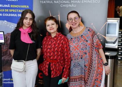 Grădina de sticlă, de Tatiana Țîbuleac, Teatrul Național „Mihai Eminescu” Chișinău, Republica Moldova