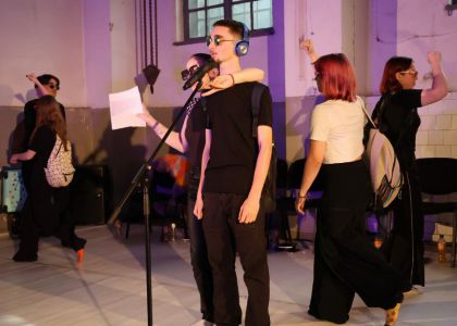 Proteine fluorescente după Alexandra Pâzgu