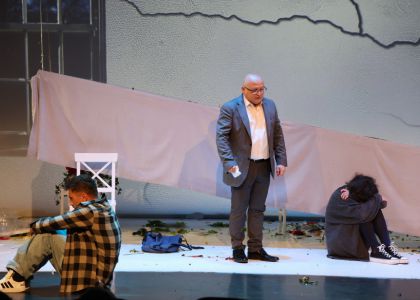 CIOBURI, după Jeroen van den Berg. Teatrul Municipal „Matei Vișniec” Suceava