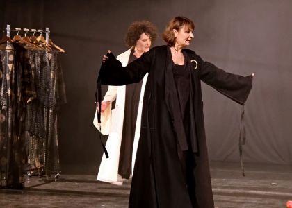 Zeițe de categoria B de Alexandra Felseghi, după o idee de Andrei Măjeri. Creart Teatrelli București