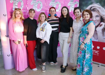 Zeițe de categoria B de Alexandra Felseghi, după o idee de Andrei Măjeri. Creart Teatrelli București