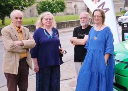 Zeițe de categoria B de Alexandra Felseghi, după o idee de Andrei Măjeri. Creart Teatrelli București