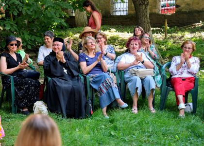 Spectacolul lectură „Ferma Animalelor” de George Orwell, în regia lui Cosmin Panaite a încheiat stagiunea 2024-2025