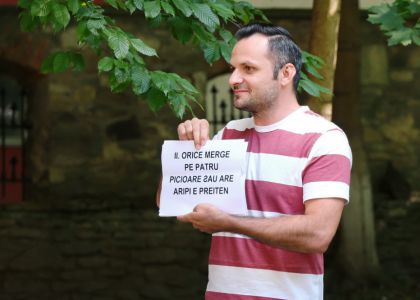 Spectacolul lectură „Ferma Animalelor” de George Orwell, în regia lui Cosmin Panaite a încheiat stagiunea 2024-2025