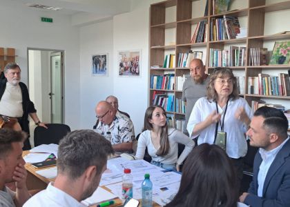 "Cabaretul cuvintelor" de Matei Vișniec va fi primul spectacol produs de TMMVS în stagiunea 2025 - 2026
