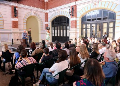 Spectacolul  OCCIDENT EXPRESS RO de Matei Vișniec a făcut parte din calendarul  actiunilor „Luna Diasporei” 2025