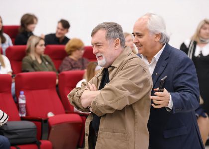 Dialog despre libertate, jurnalism și creație