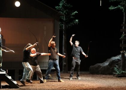 Spectacolul „Pădurea asumaților” a avut un succes răsunător la Reuniunea Teatrelor Naționale Românești, ediția a X-a