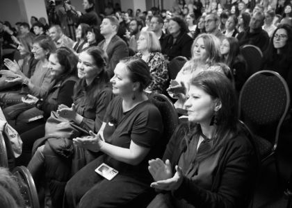 Lectura unui fragment din comedia „Lysistrata” de Aristofan la Muzeul Național al Bucovinei