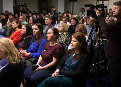 Lectura unui fragment din comedia „Lysistrata” de Aristofan la Muzeul Național al Bucovinei