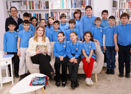 Detectivii de povești