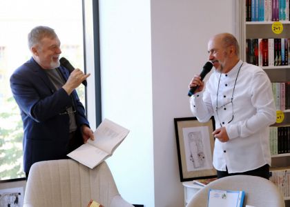 „Divanul artelor” – O călătorie fascinantă în universul poeziei și al teatrului, alături de Matei Vișniec și Gheorghe Cîrstian