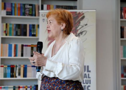 „Divanul artelor” – O călătorie fascinantă în universul poeziei și al teatrului, alături de Matei Vișniec și Gheorghe Cîrstian