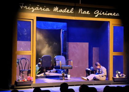 Festivalul Internaâional Zilele Teatrului Matei Vișniec, Ziua a 5-a: De la mitul răsturnat al Penelopei la haosul comic din mahalaua lui Caragiale