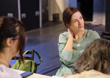 „Visul unei nopți de vară” de William Shakespeare devine primul spectacol al noii stagiuni, la Teatrul Municipal „Matei Vișniec” Suceava