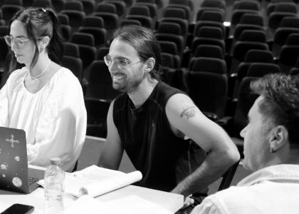 „Visul unei nopți de vară” de William Shakespeare devine primul spectacol al noii stagiuni, la Teatrul Municipal „Matei Vișniec” Suceava