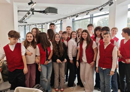 „A fost odată ca niciodată…” – un atelier de lectură cu un succes remarcabil la publicul tânăr