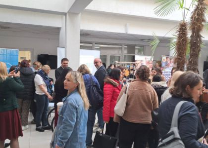 Teatrul Municipal „Matei Vișniec”, prezent la Târgul locurilor de practică, internship și voluntariat organizat de USV