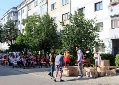 Teatru pe străzile Sucevei