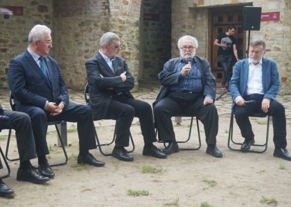 Teatrul în cetate