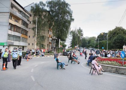 Promitem că vom reveni!