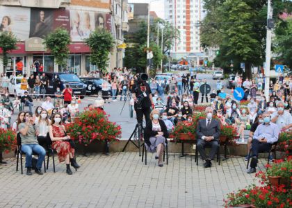 Promitem că vom reveni!