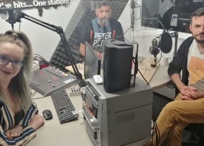 COSMIN PANAITE – CĂPITAN PE TITANICUL DE LA TEATRUL MUNICIPAL “MATEI VIȘNIEC” DIN SUCEAVA - Radio IMPACTFM