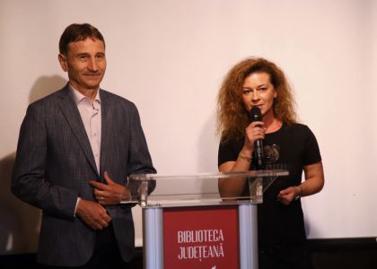 PISICI (FĂRĂ ZAHĂR!), ingredientul surpriză din prima zi de Festival ALB – UMOR, la Alba Iulia!