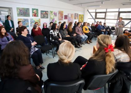 15 ianuarie - Ziua Culturii Naționale, Teatrul și Poezia