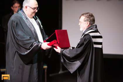 Poetul și jurnalistul Matei Vișniec a primit titlul de Doctor Honoris Causa al Universității Naționale de Teatru și Artă Cinematografică (UNATC).