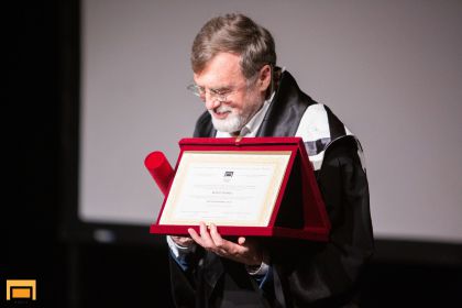 Dramaturgul Matei Vișniec a primit titlul de Doctor Honoris Causa al UNATC București