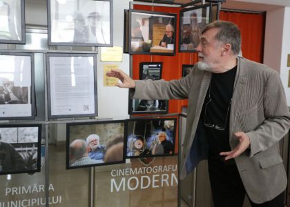 George Banu – Omul Poveste. Expoziție de fotografie, Luana Popa și Dinel Dumitru Teodorescu