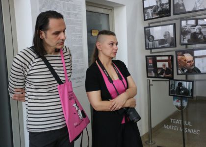 George Banu – Omul Poveste. Expoziție de fotografie, Luana Popa și Dinel Dumitru Teodorescu