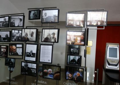 George Banu – Omul Poveste. Expoziție de fotografie, Luana Popa și Dinel Dumitru Teodorescu