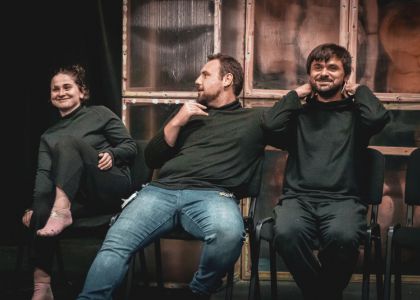 P.O.T. | IMPRO SHOW CU PĂPUȘI