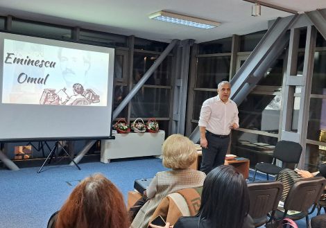 Conferința Eminescu - Omul susținută de lectorul Alin Comșa a încheiat seria evenimentelor dedicate Zilei Bucovinei