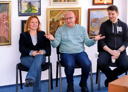 Teatrul Municipal „Matei Vișniec” Suceava încheie anul cu o premieră: CUM VĂ PLACE