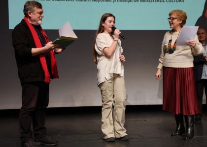 Proiectul „Spectacolul Cuvintelor - Îmbrățișarea Poeziei cu Teatrul” - premiera câștigătorilor